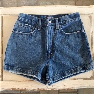 Abercrombie & Fitch Natural Rise Short